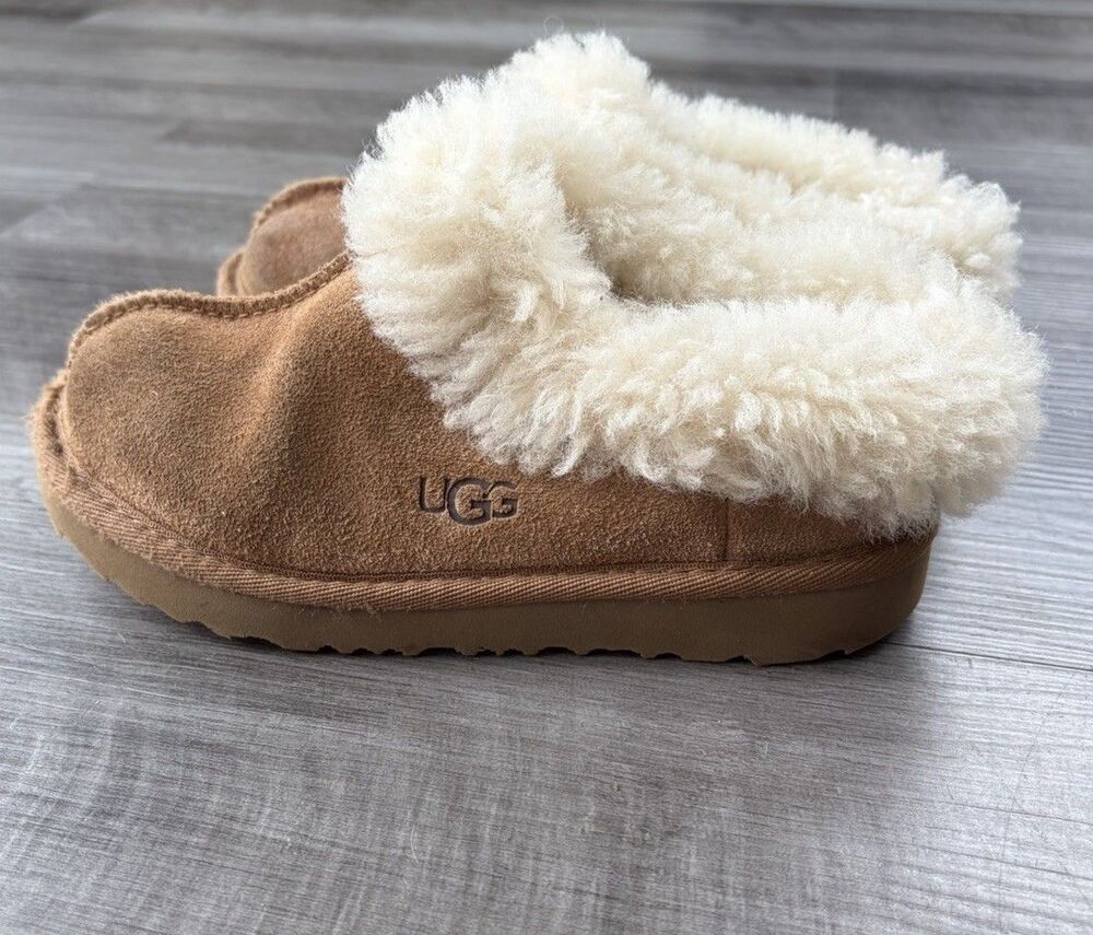 UGG Kids Cozy II Slippers Chestnut Suede Sheepskin Girls Size 12 Slip On Shoes